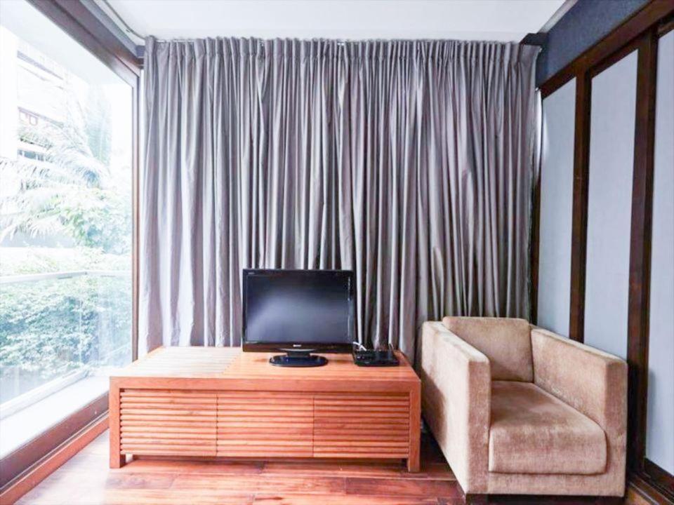 LUXX Langsuan Hotel - SHA Plus Bangkok Bagian luar foto