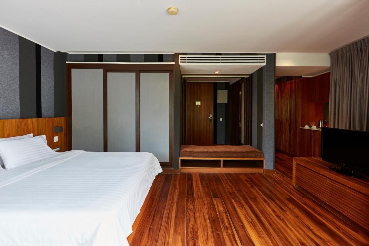 LUXX Langsuan Hotel - SHA Plus Bangkok Bagian luar foto