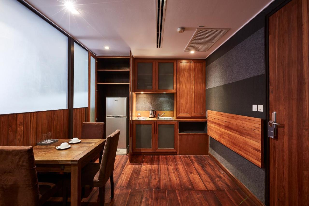 LUXX Langsuan Hotel - SHA Plus Bangkok Bagian luar foto