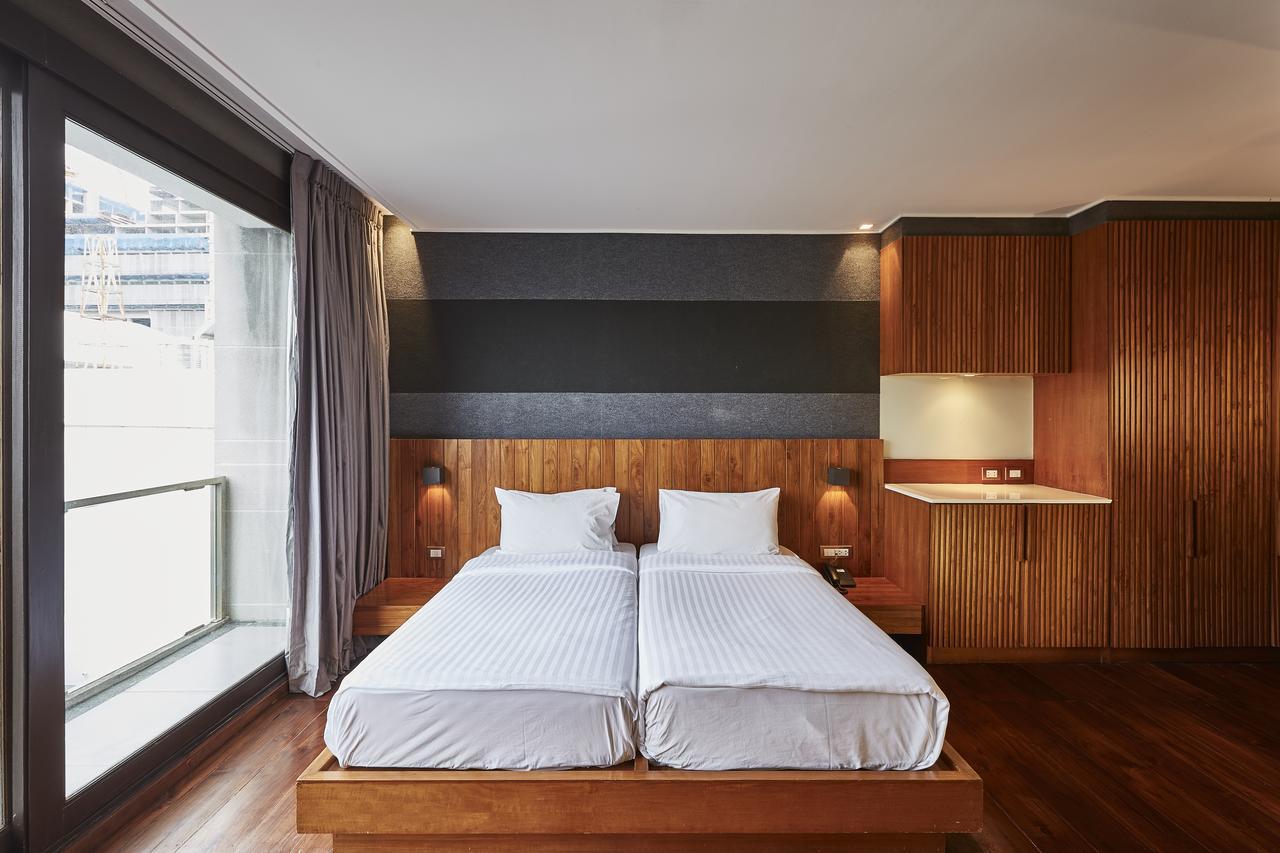 LUXX Langsuan Hotel - SHA Plus Bangkok Bagian luar foto