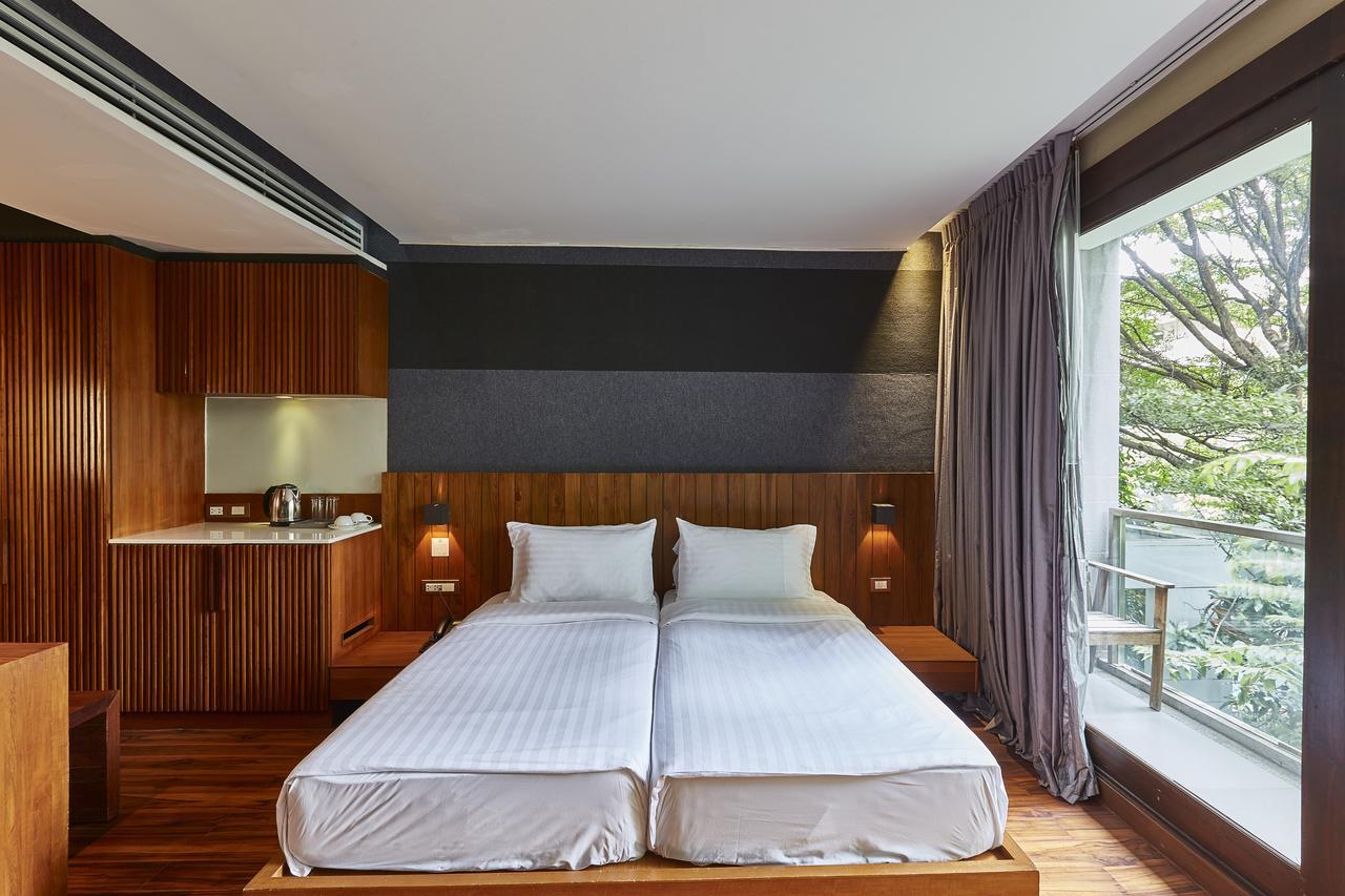 LUXX Langsuan Hotel - SHA Plus Bangkok Bagian luar foto
