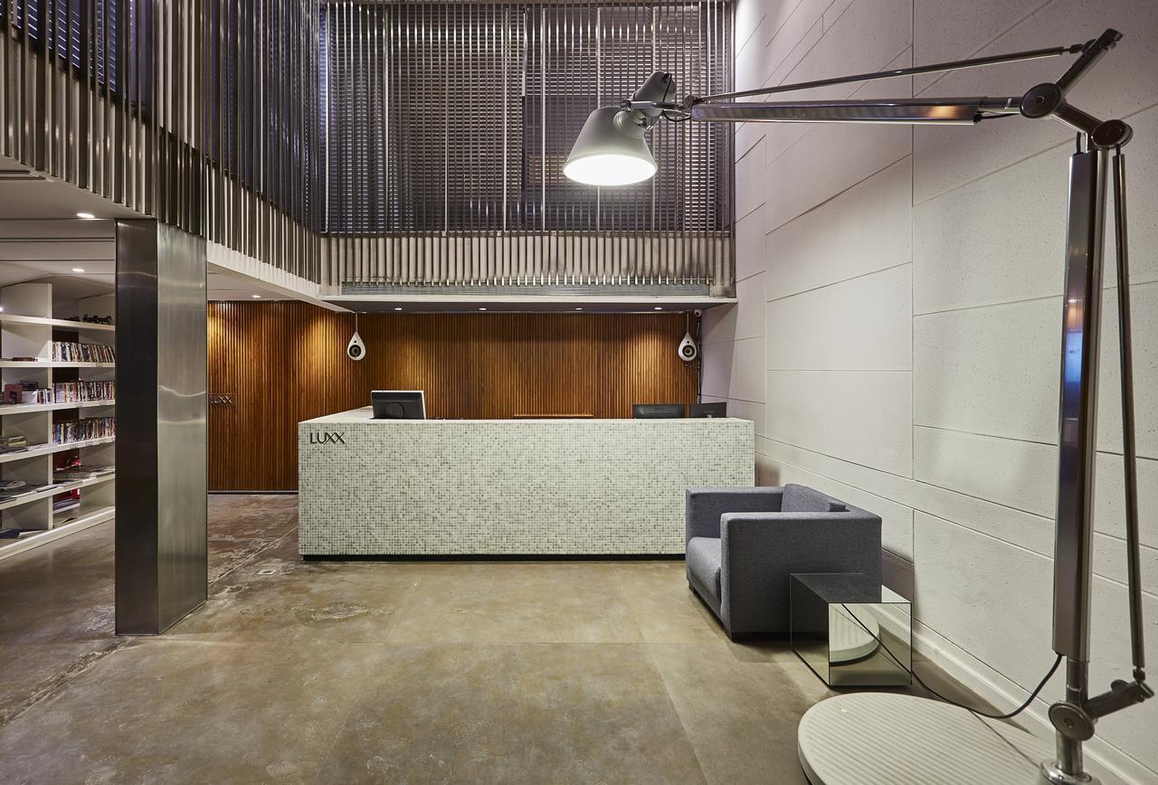 LUXX Langsuan Hotel - SHA Plus Bangkok Bagian luar foto